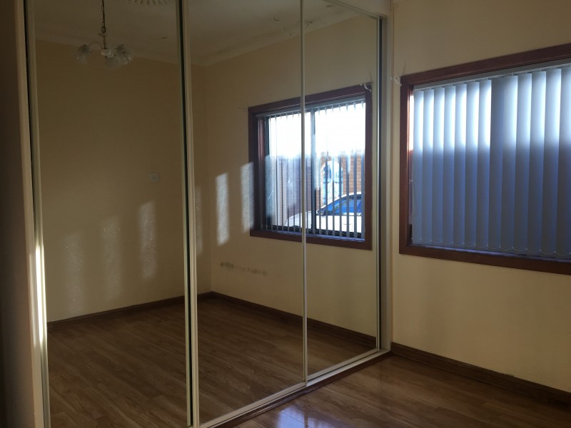64 Balgownie Road, Balgownie NSW 2519