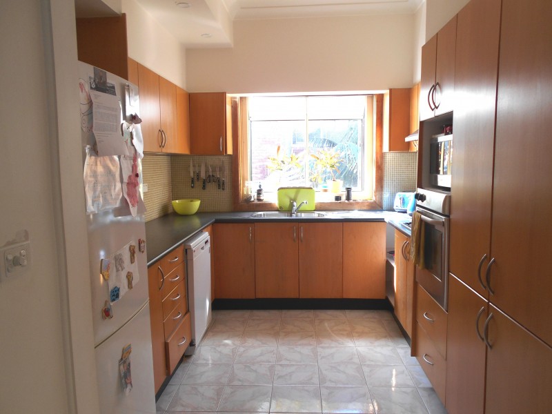 17 Robinson Street, Wollongong NSW 2500