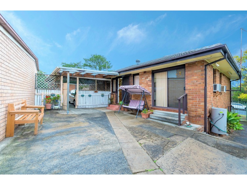 352 Flagstaff Road, Berkeley NSW 2506