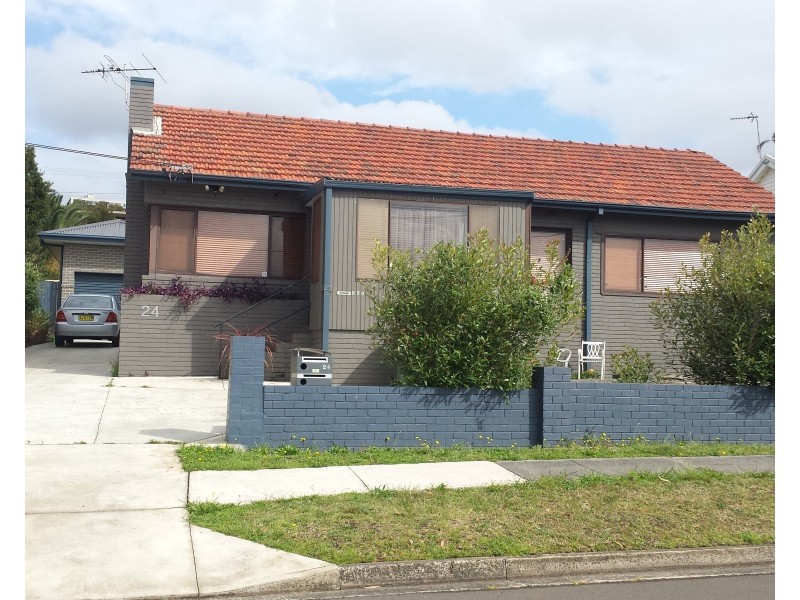 24 Stuart Road, Warrawong NSW 2502