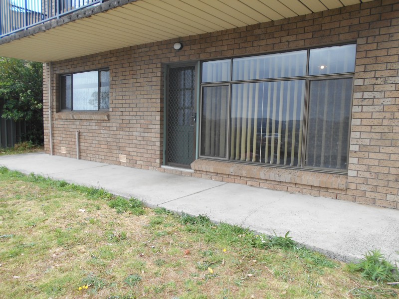 2/46 Tait Ave, Kanahooka NSW 2530