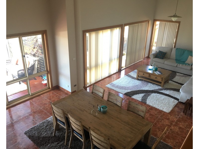 17 Masthead Place, Berkeley NSW 2506