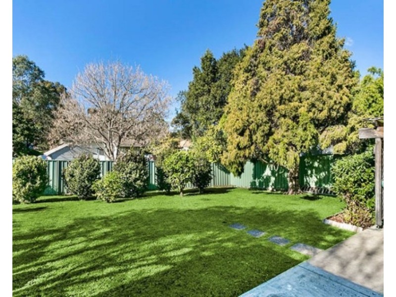 31 Phillips Crescent, Mangerton NSW 2500