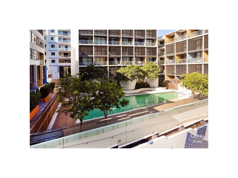 2 MANDIBLE STREET, Alexandria NSW 2015