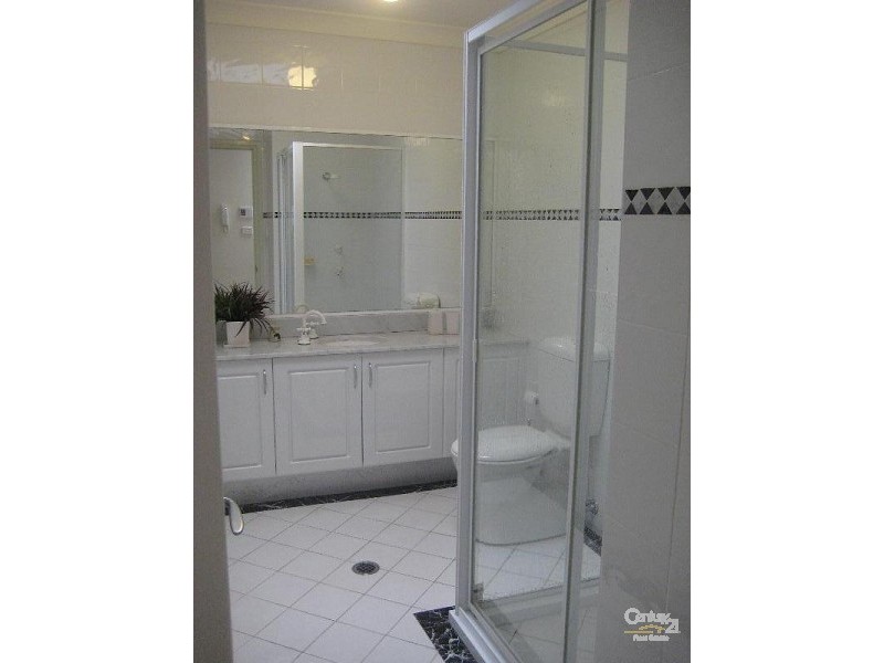 4 WARUDA PLACE, Gladesville NSW 2111