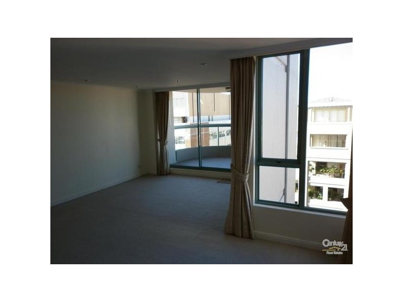 7 ROCKWALL CRESCENT, Potts Point NSW 2011