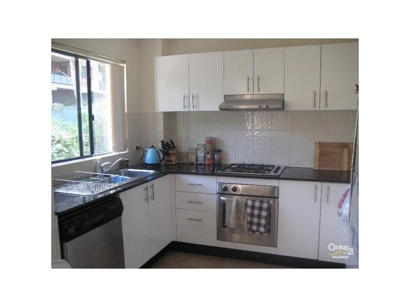 12/32 JENNER STREET, Baulkham Hills NSW 2153