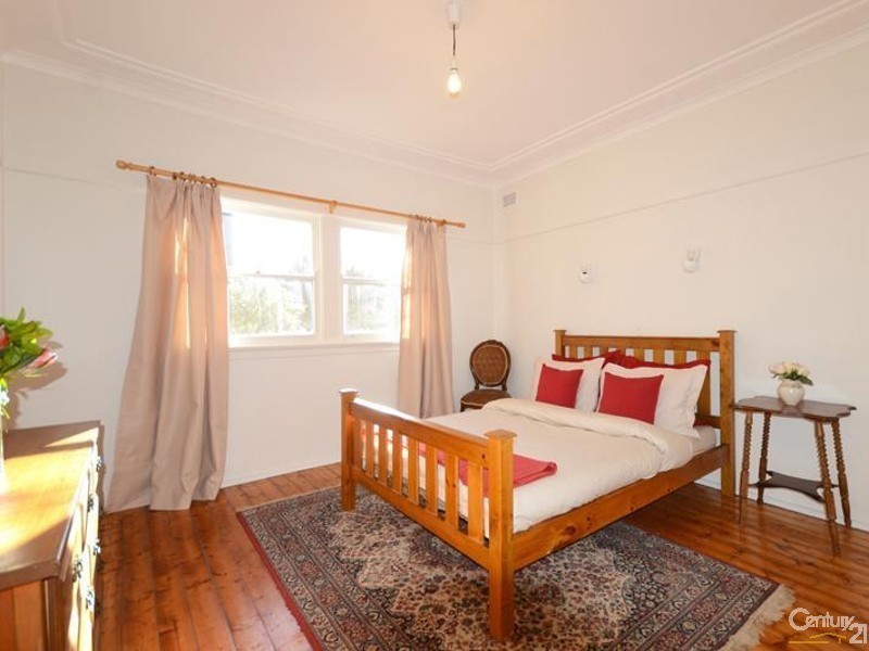 39 Dowling Street, Bardwell Valley NSW 2207