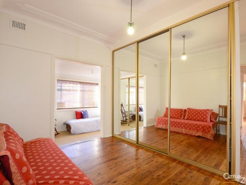 39 Dowling Street, Bardwell Valley NSW 2207