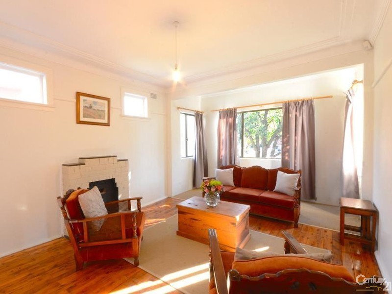 39 Dowling Street, Bardwell Valley NSW 2207