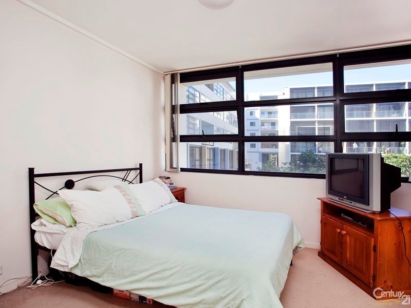 2-4 MANDIBLE STREET, Alexandria NSW 2015