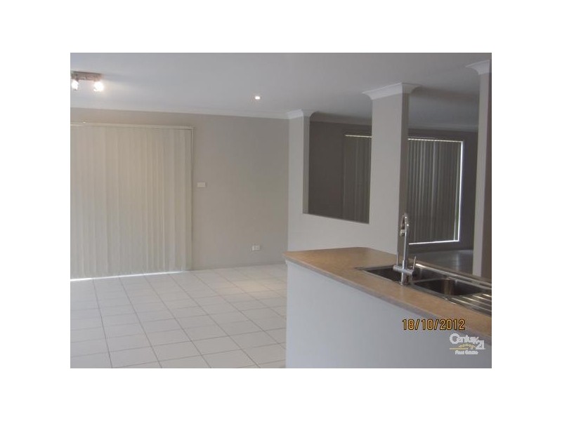 65 Tranway Drive, Currans Hill NSW 2567