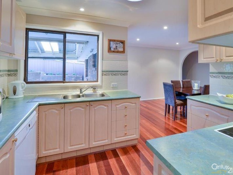 11 Peppercorn Ave, Mount Hunter NSW 2570