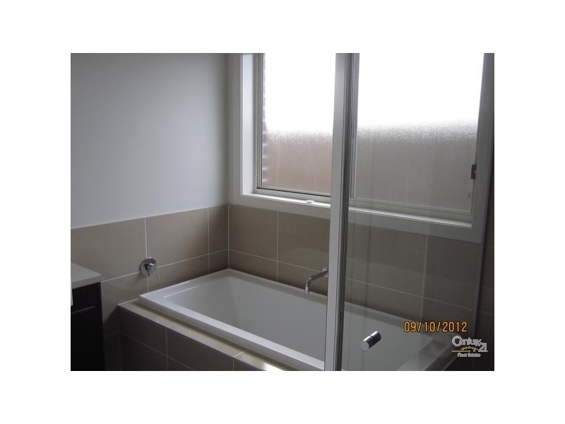 21 Crick Place, Oran Park NSW 2570