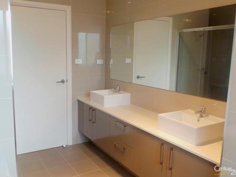 37 Indigofera Circuit, Mount Annan NSW 2567