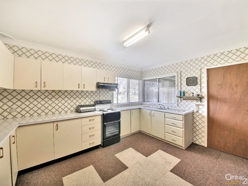 61 Merlin St, The Oaks NSW 2570