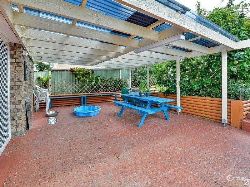 17 Woodland Cres, Narellan NSW 2567