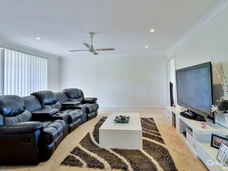 174 Eastview Drive, Orangeville NSW 2570