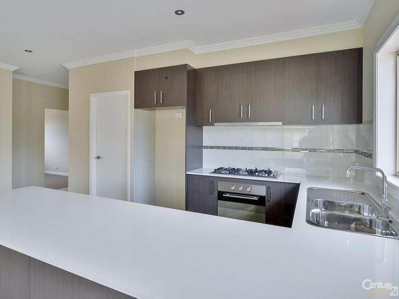 40 Discovery Cct, Gregory Hills NSW 2557