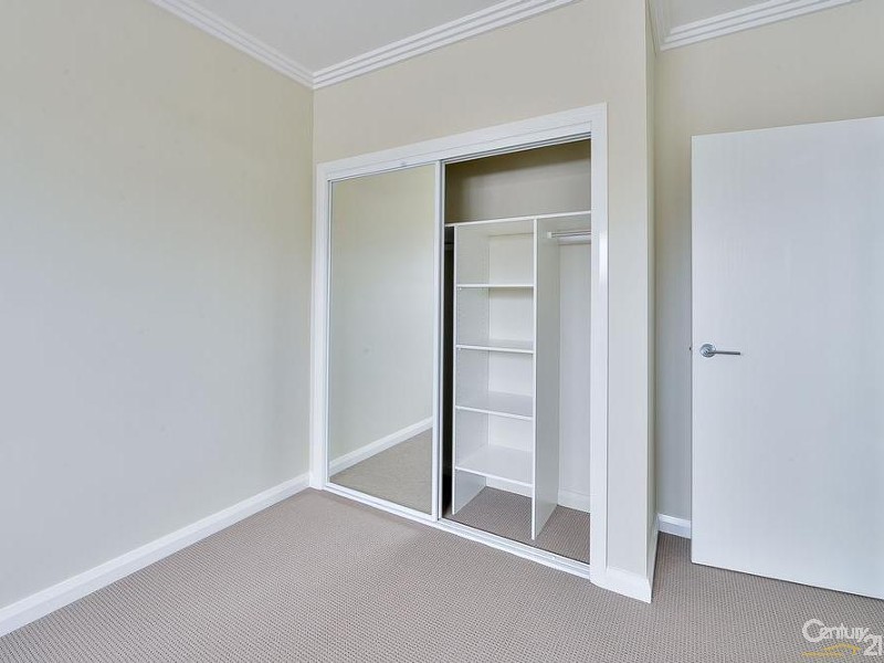 40 Discovery Cct, Gregory Hills NSW 2557