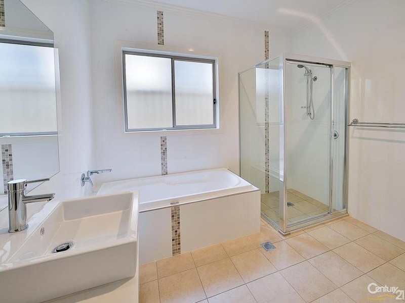 77  Explorer St, Gregory Hills NSW 2557