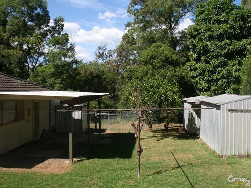 39 Brisbane Rd, Campbelltown NSW 2560