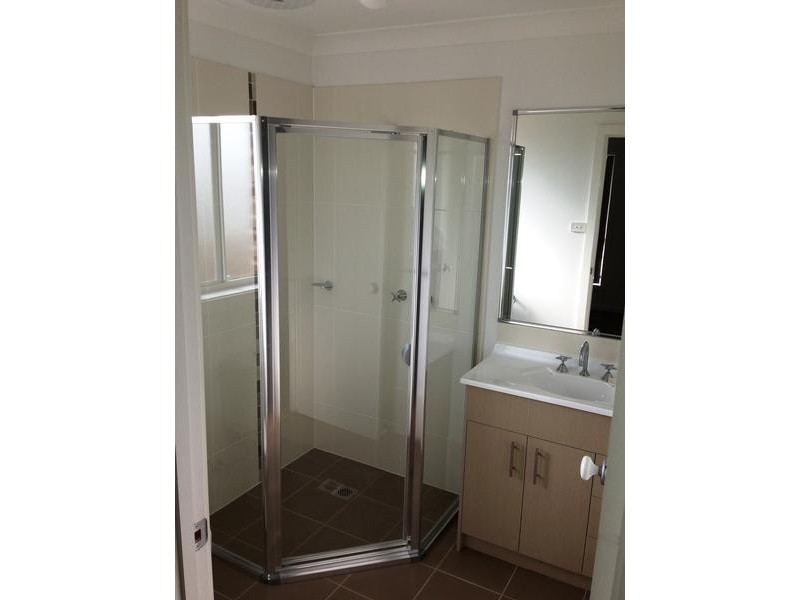 19 Garton Road, Spring Farm NSW 2570