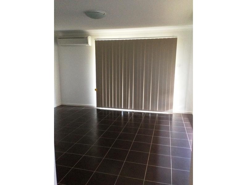 19 Garton Road, Spring Farm NSW 2570