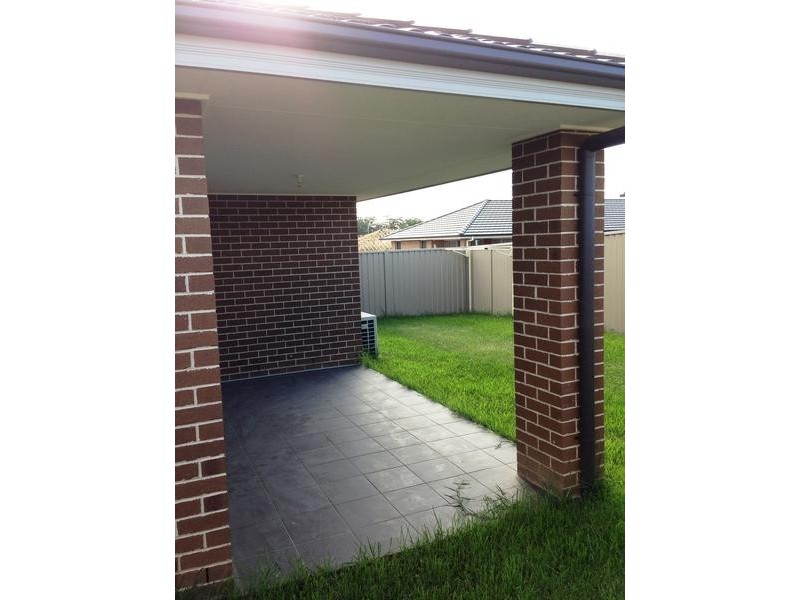 19 Garton Road, Spring Farm NSW 2570