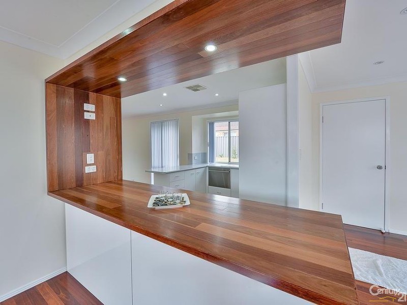 9 Throsby Drive, Narellan Vale NSW 2567