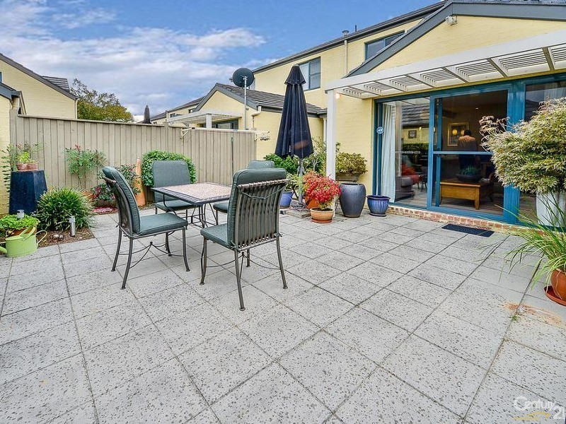 11 Centennial Drive, Campbelltown NSW 2560