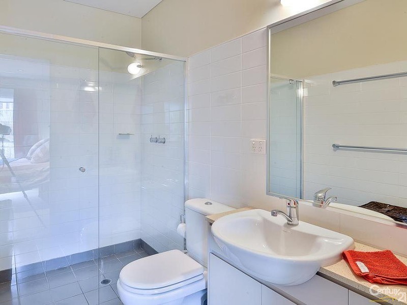 11 Centennial Drive, Campbelltown NSW 2560