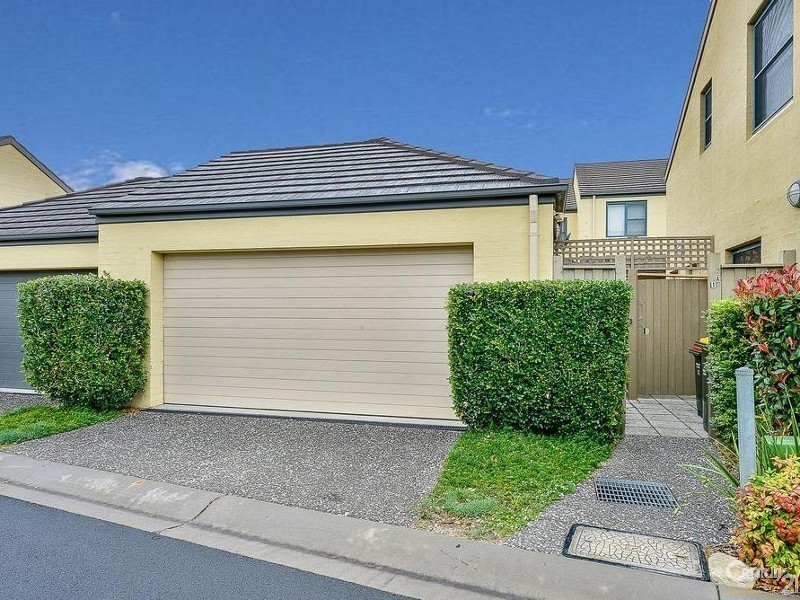 11 Centennial Drive, Campbelltown NSW 2560