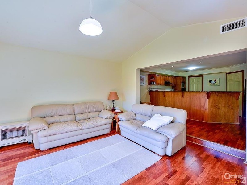21 Lissanthe Street, Mount Annan NSW 2567