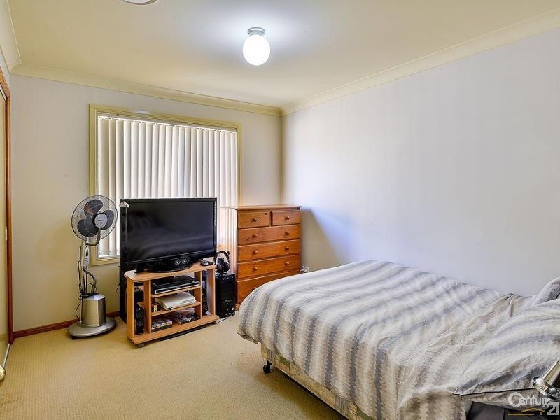 21 Lissanthe Street, Mount Annan NSW 2567