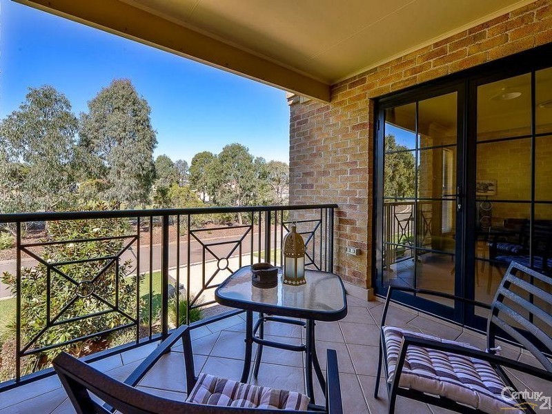 21 Lissanthe Street, Mount Annan NSW 2567
