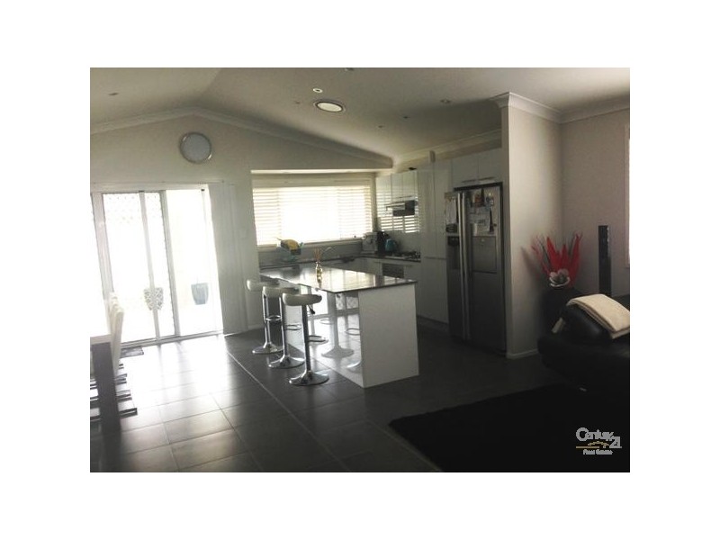 15 Grice Street, Oran Park NSW 2570