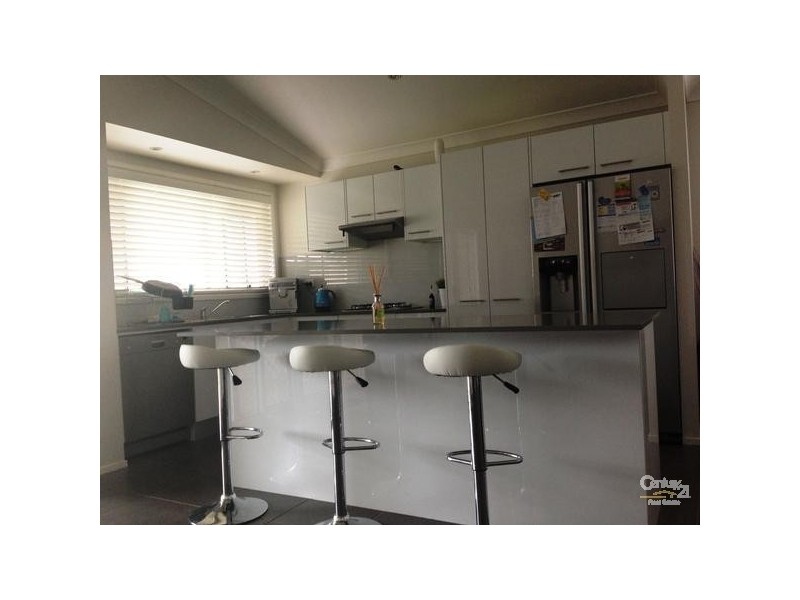 15 Grice Street, Oran Park NSW 2570