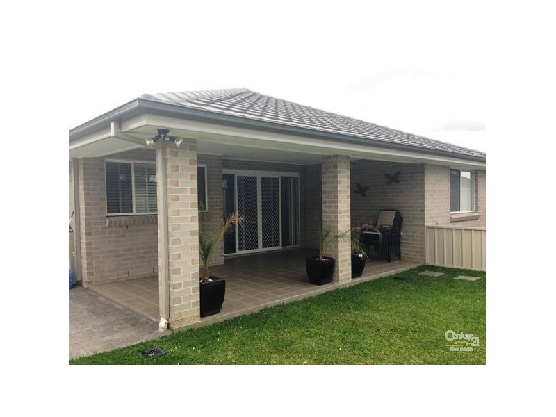 15 Grice Street, Oran Park NSW 2570