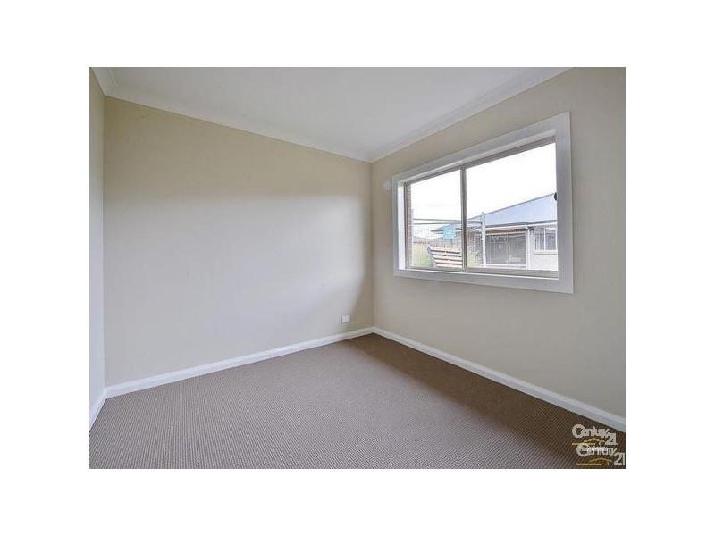 26 Voyager Street, Gregory Hills NSW 2557