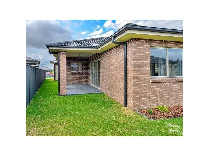 26 Voyager Street, Gregory Hills NSW 2557