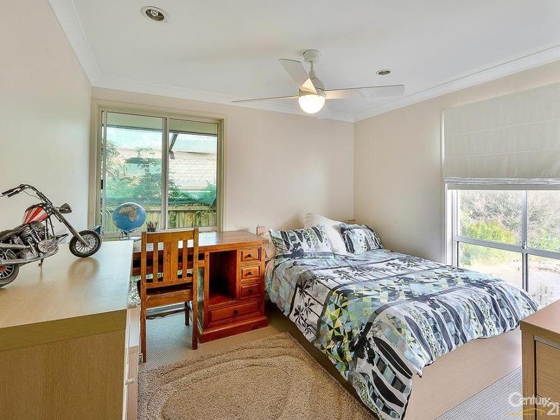 6 Fletcher Close, Elderslie NSW 2570