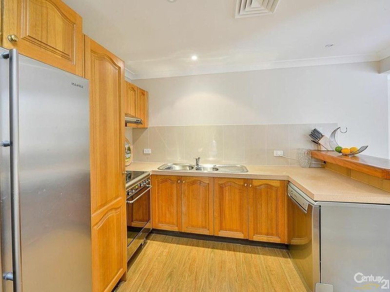 6 Fletcher Close, Elderslie NSW 2570