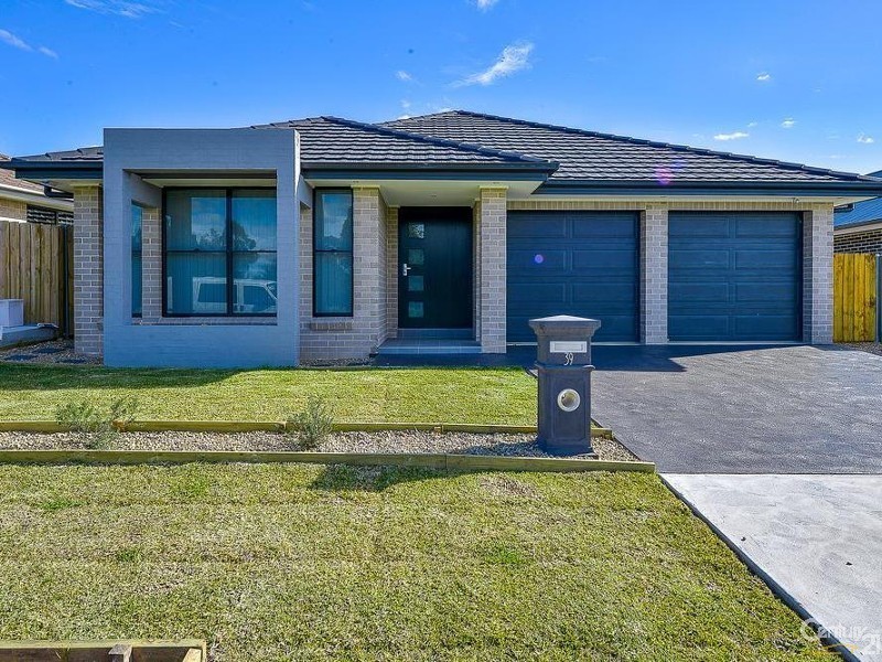 39 Perkins Drive, Oran Park NSW 2570