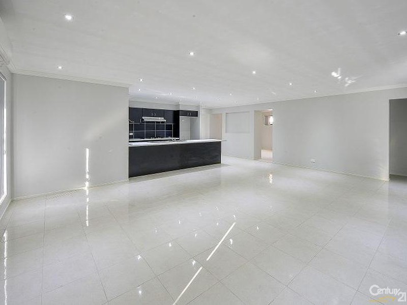 39 Perkins Drive, Oran Park NSW 2570