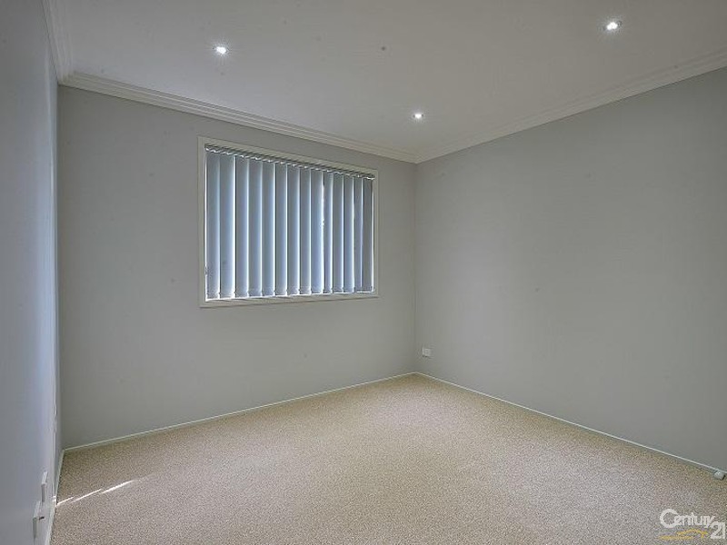 39 Perkins Drive, Oran Park NSW 2570
