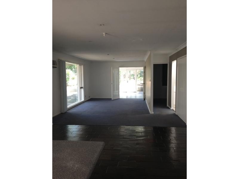 16 Jenkins Street, Douglas Park NSW 2569