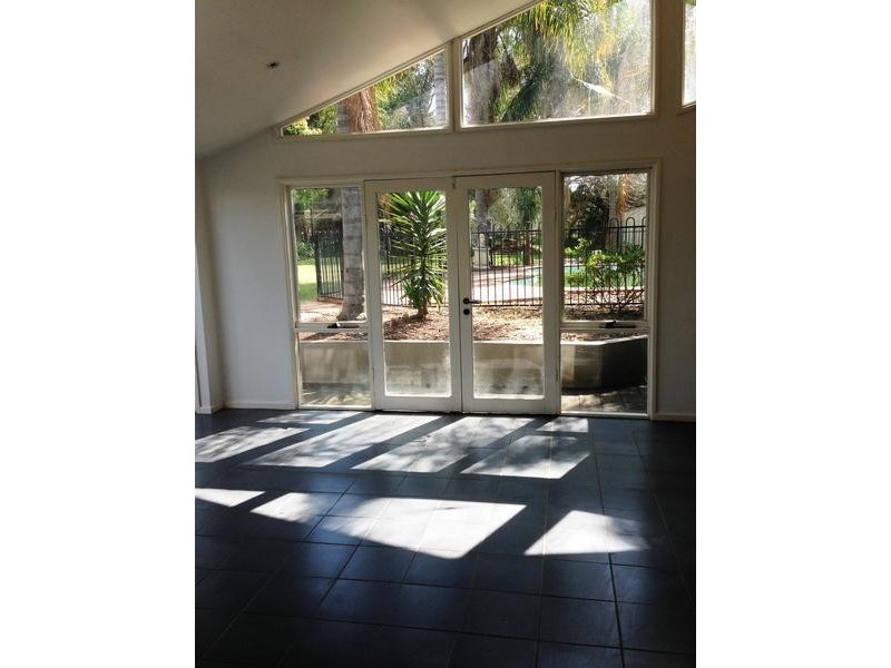 16 Jenkins Street, Douglas Park NSW 2569