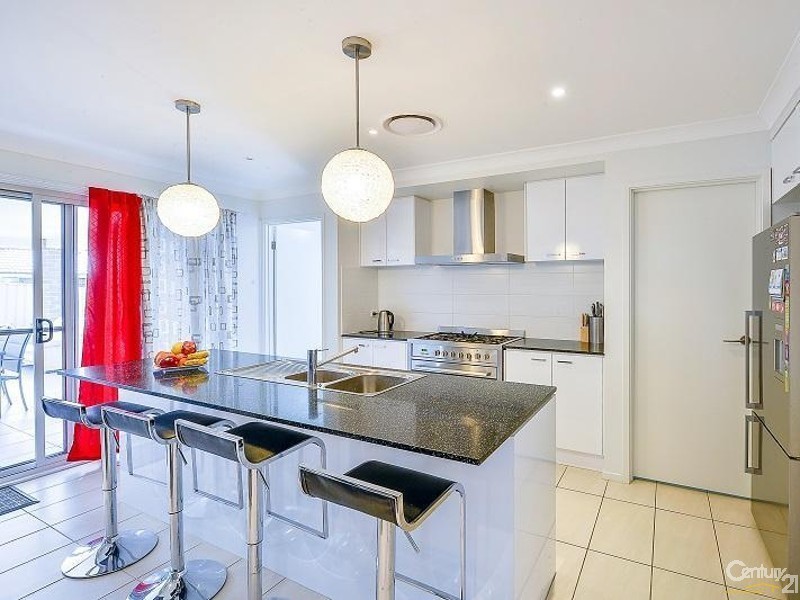 12 Gibson Street, Oran Park NSW 2570