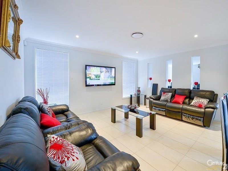 12 Gibson Street, Oran Park NSW 2570